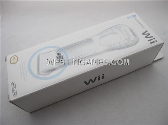 Motion Plus with Silicone Sleeve for Wii Remote White (US)