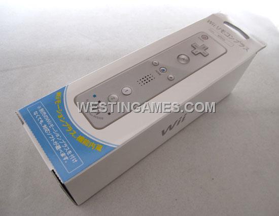 2IN1 Remote Controller with Built-in Motion Plus for Nintendo Wii / WII U - White