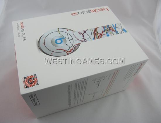 New solo HD High Definition Over-Ear Headphones with ControlTalk for Beats - Futura Atom (A+)