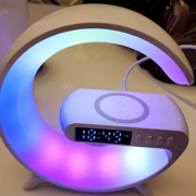 Small G Shape Wireless Charger Type-c Fast Charging with Speaker Smart Dock RGB Phone Charger Stand