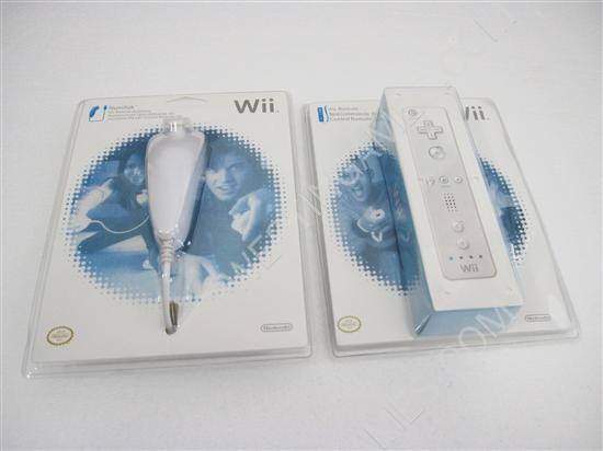 Remote and Nunchuck Controller for WII White (US Version)