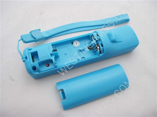 2IN1 Remote Controller with Built-in Motion Plus Light Blue for Nintendo Wii (NEUTRAL) - Image 4