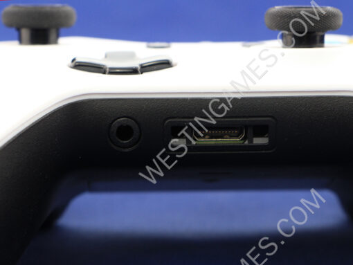 Brand New Wireless Gamepad Controller with 3.5mm Headset Jack for XBOX ONE White (OEM A+) - Image 5