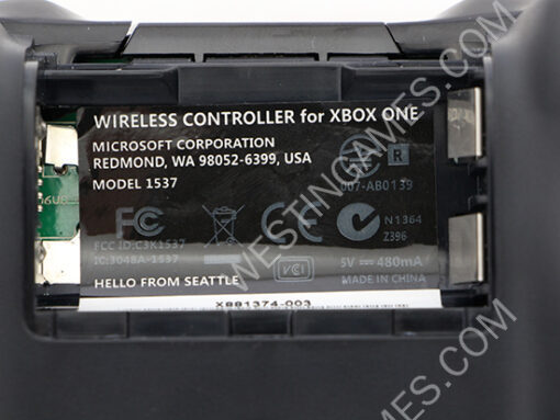 Black Wireless Controller Gamepad for XBOX ONE - Refurbished - Image 4