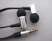 AWEI ES100i Excellent Noise Isolating Metal Earphone for Mobile Phone/ iPhone/ MP3 / MP4 - Silver 02