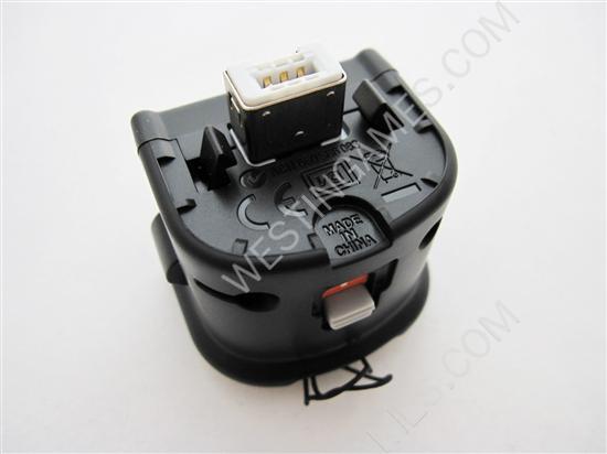 Motion Plus with Silicone Sleeve for Wii Remote Black (JP) - Image 2