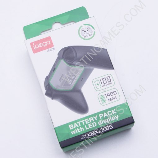 Play and Charge Rechargeable 1400mAh Battery with Digital Display for XBOX Series S/X and ONE Controller White