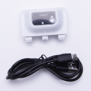 Play and Charge Rechargeable 1400mAh Battery with Digital Display for XBOX Series S/X and ONE Controller White 03