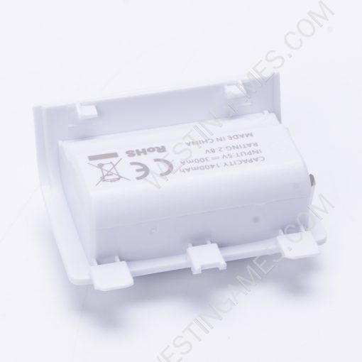 Play and Charge Rechargeable 1400mAh Battery with Digital Display for XBOX Series S/X and ONE Controller White - Image 6